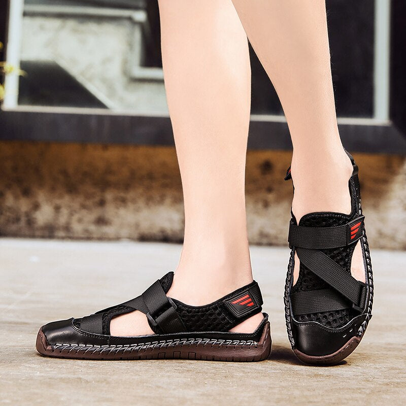 Fashion Design Soft Bottom Outdoor Sandals