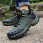 Load image into Gallery viewer, Men&#39;s Non-Slip Hiking Boots
